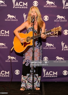 Deana Carter feet photo 12
