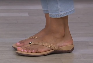 Deanna Fontanez feet photo 7