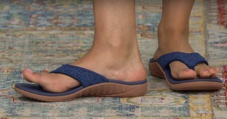 Deanna Fontanez feet photo 17
