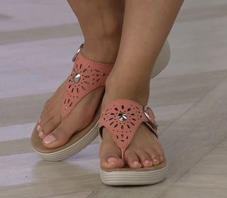 Deanna Fontanez feet photo 3