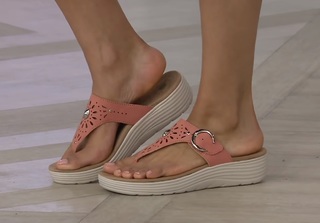 Deanna Fontanez feet photo 2