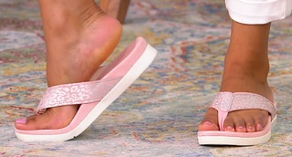 Deanna Fontanez feet photo 2