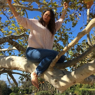 Deanna Russo feet photo thumbnail