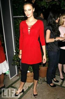 Deanna Russo feet photo thumbnail