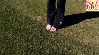 Debbe Dunning feet photo thumbnail