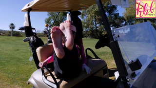 Debbe Dunning feet photo thumbnail