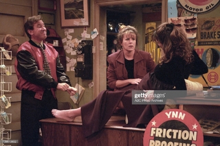 Debbe Dunning feet photo thumbnail