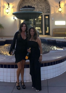 Debbe Dunning feet photo thumbnail