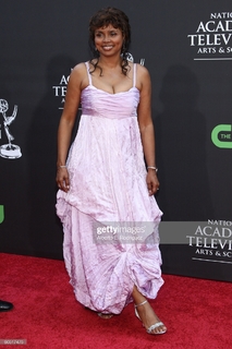 Debbi Morgan feet photo 17