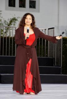 Debbie Allen feet photo 5