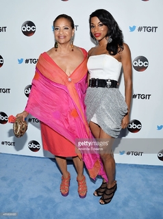 Debbie Allen feet photo 2