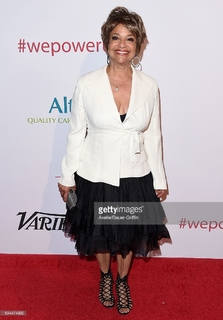 Debbie Allen feet photo 19