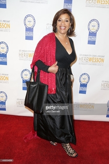 Debbie Allen feet photo 14