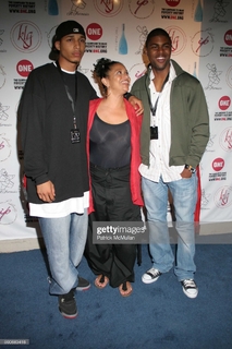 Debbie Allen feet photo 7