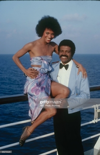 Debbie Allen feet photo 6