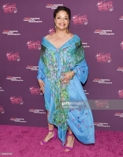 Debbie Allen feet photo 2