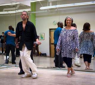 Debbie Allen feet photo 9