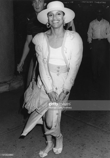 Debbie Allen feet photo 6