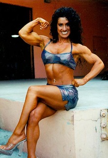 Debbie Bramwell feet photo 10