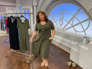 Debbie Flint feet photo 2