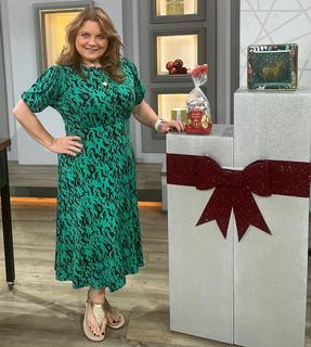 Debbie Flint feet photo 1