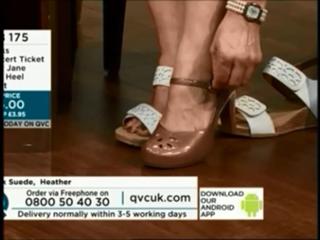 Debbie Flint feet photo 10