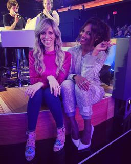 Debbie Gibson feet photo thumbnail