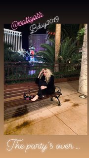 Debbie Gibson feet photo thumbnail