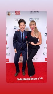 Debbie Gibson feet photo thumbnail