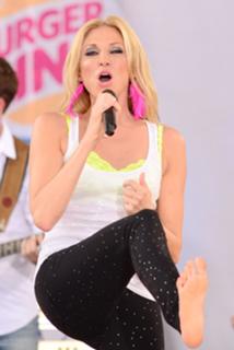 Debbie Gibson feet photo thumbnail