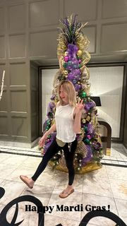 Debbie Gibson feet photo thumbnail