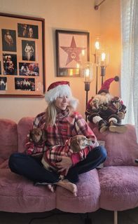 Debbie Gibson feet photo 8