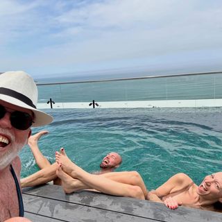 Debbie Gibson feet photo 7