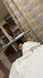 Debbie Gibson feet photo 5