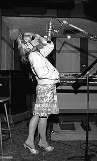 Debbie Harry feet photo thumbnail
