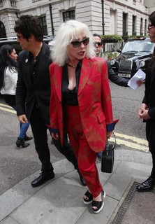 Debbie Harry feet photo thumbnail