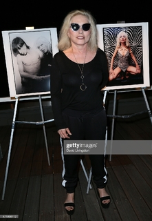 Debbie Harry feet photo thumbnail
