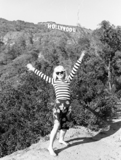 Debbie Harry feet photo thumbnail
