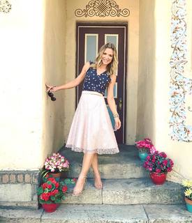 Debbie Matenopoulos feet photo 3