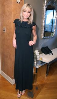 Debbie Matenopoulos feet photo 6