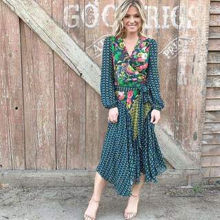 Debbie Matenopoulos feet photo 5