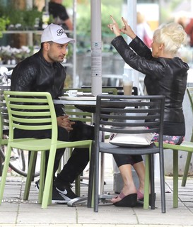 Debbie McGee feet photo 17