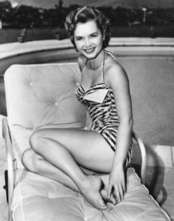 Debbie Reynolds feet photo thumbnail