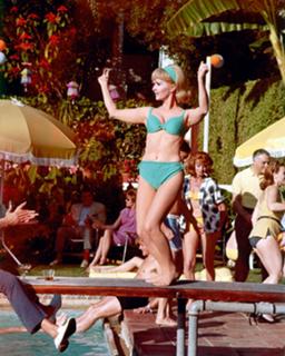 Debbie Reynolds feet photo thumbnail