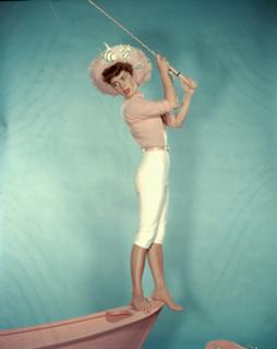 Debbie Reynolds feet photo thumbnail