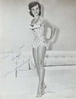 Debbie Reynolds feet photo thumbnail