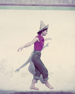 Debbie Reynolds feet photo thumbnail