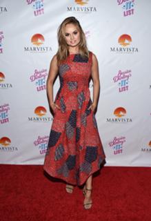 Debby Ryan feet photo thumbnail