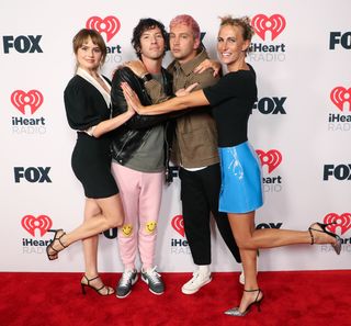 Debby Ryan feet photo thumbnail