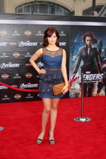 Debby Ryan feet photo thumbnail